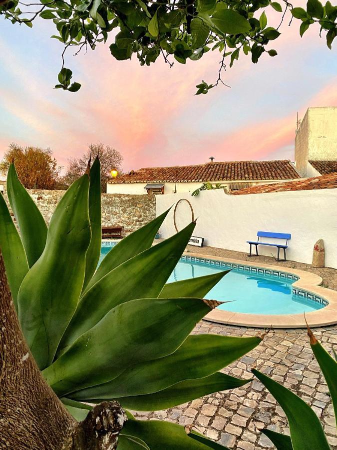 Casa Do Torreao Bed and Breakfast Salir Buitenkant foto
